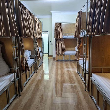 Train Station Backpackers Hostel نينه بينه المظهر الخارجي الصورة