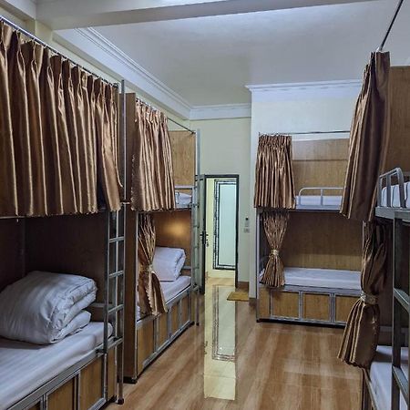 Train Station Backpackers Hostel نينه بينه المظهر الخارجي الصورة