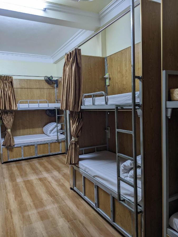 Train Station Backpackers Hostel نينه بينه المظهر الخارجي الصورة