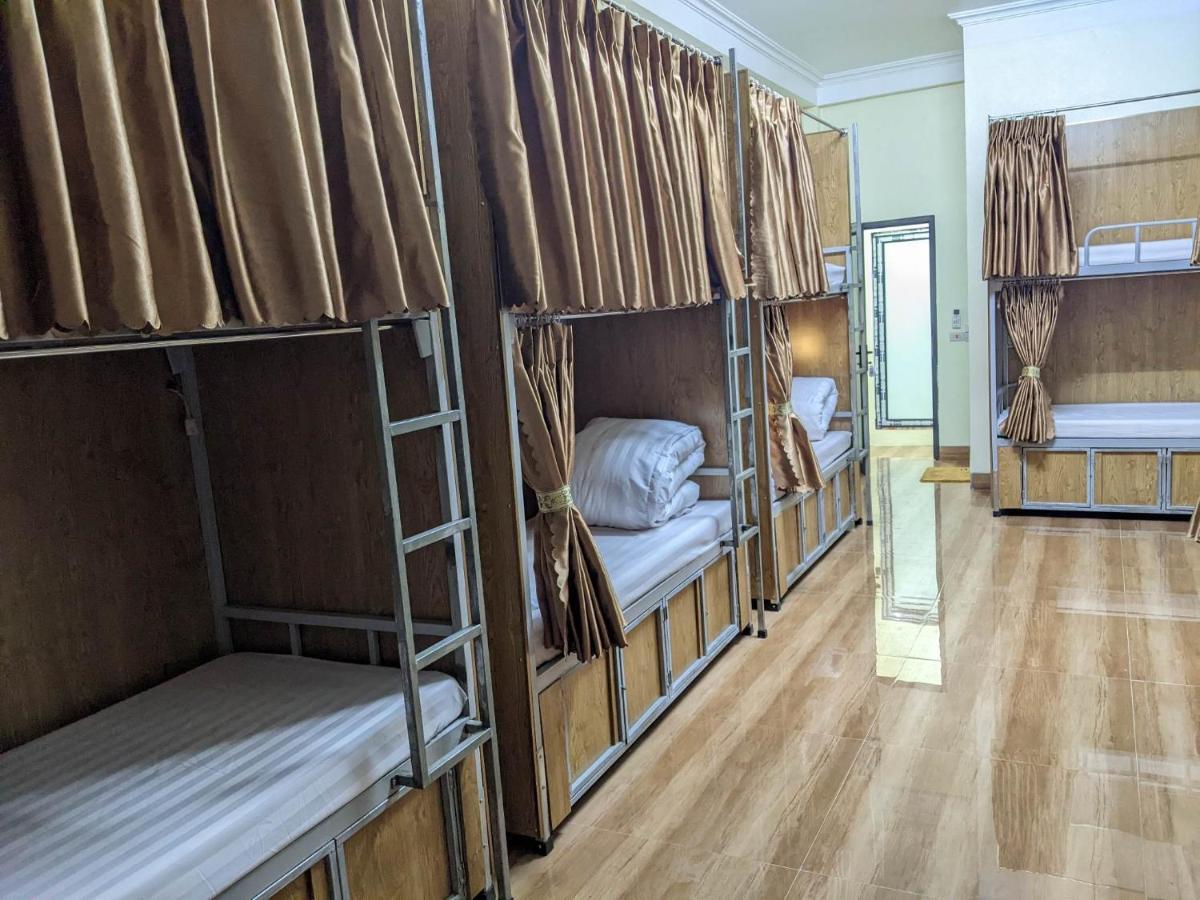 Train Station Backpackers Hostel نينه بينه المظهر الخارجي الصورة