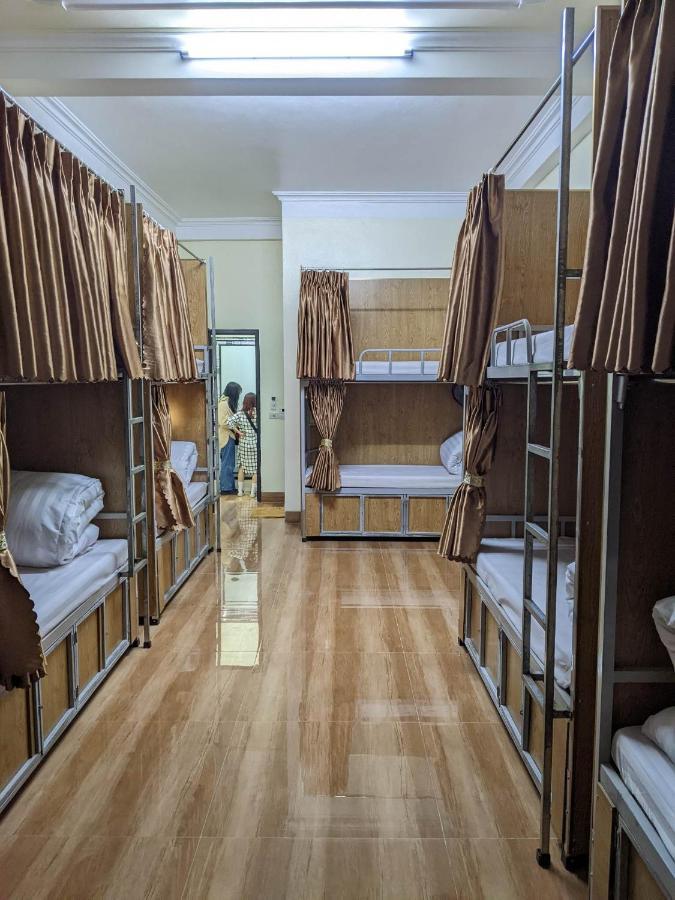 Train Station Backpackers Hostel نينه بينه المظهر الخارجي الصورة